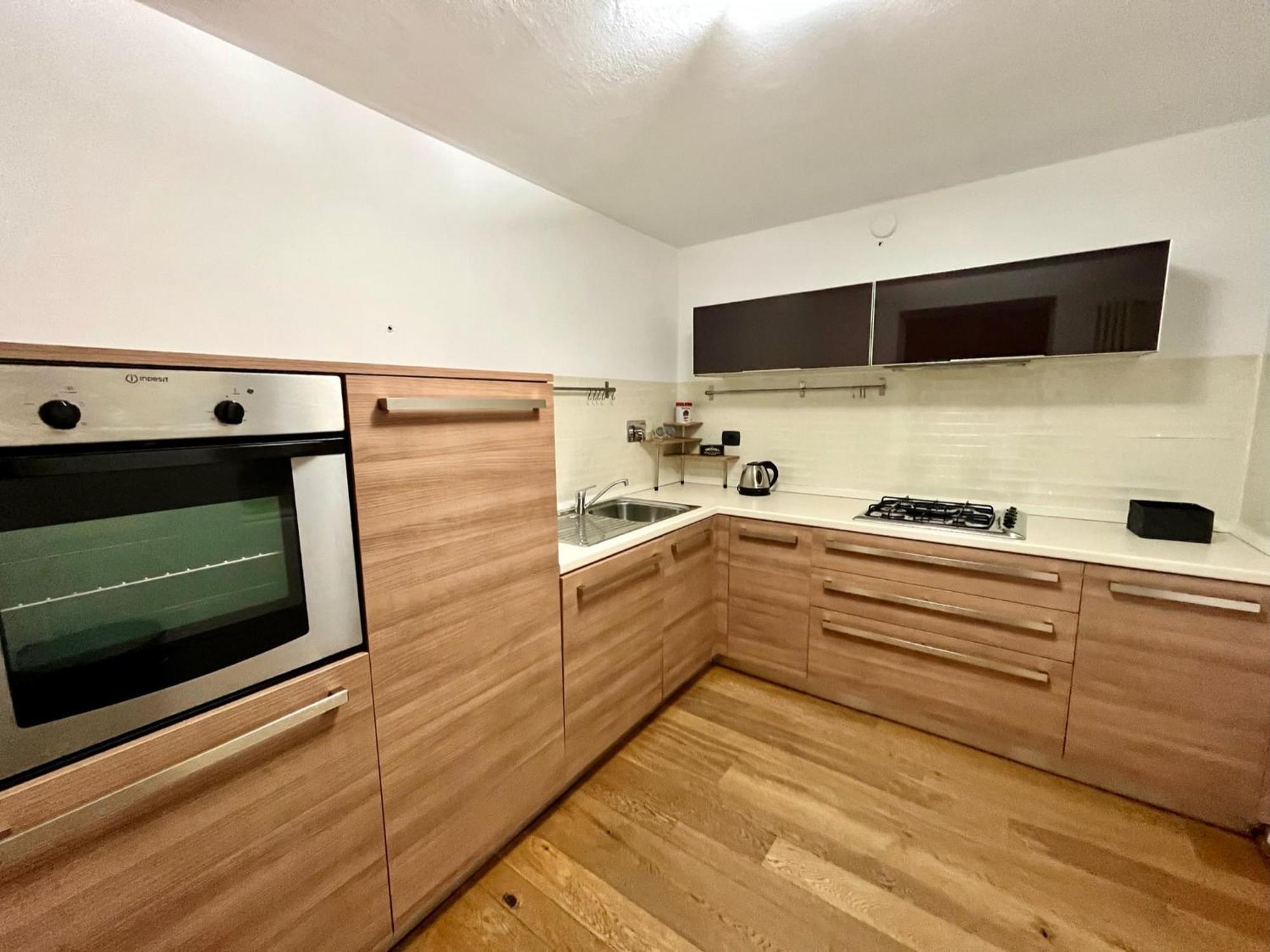 La Finestra Sulle Langhe - M3Langhe Appartement Cherasco Buitenkant foto